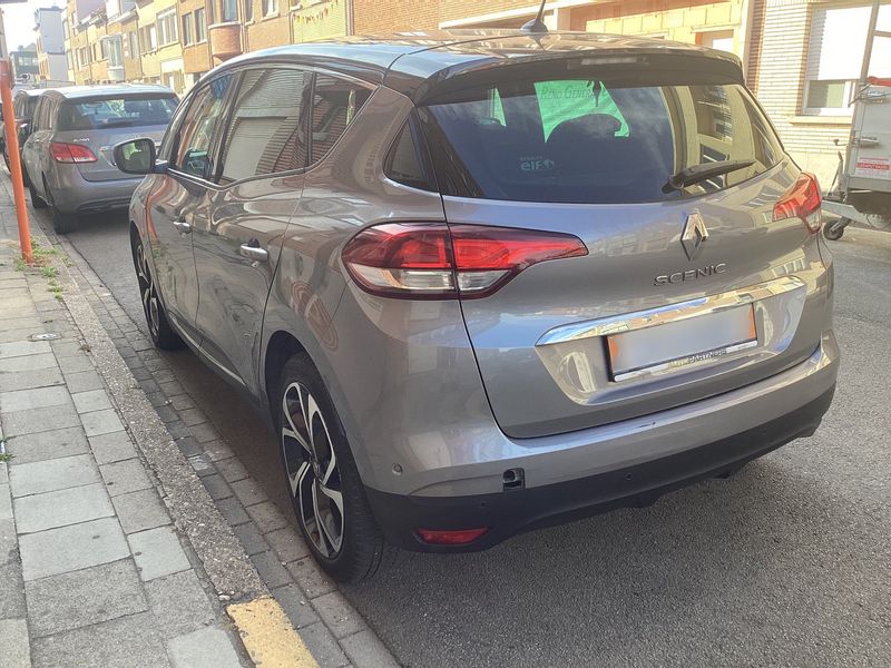 Renault Scenic 1.2 TCe Energy BOSE Edition — zdjęcie 3