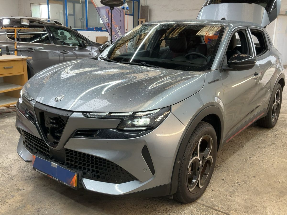 Alfa Romeo 2025