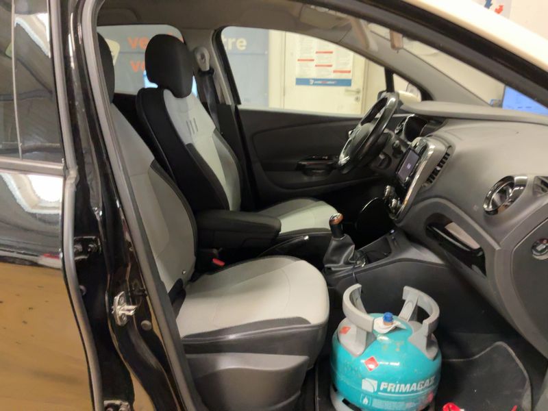 Renault Captur 1.5 dCi Energy Zen 2016 – снимка 16
