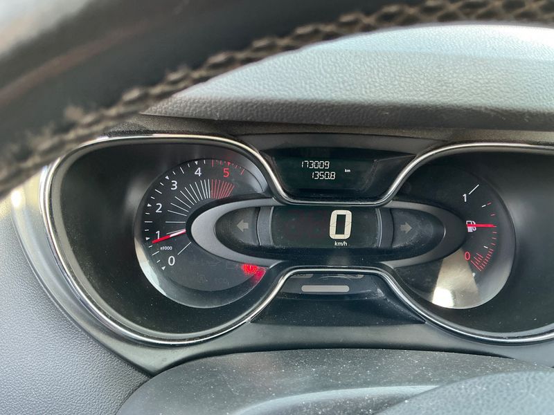 Renault Captur 1.5 dCi Energy Zen 2016 – снимка 18