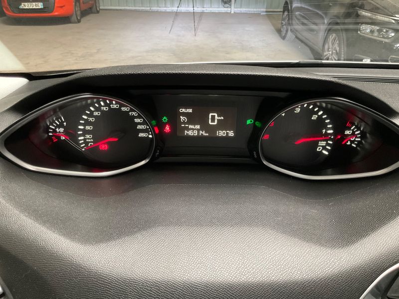Peugeot 308 1.6 Blue-HDi Style 2015 – снимка 18