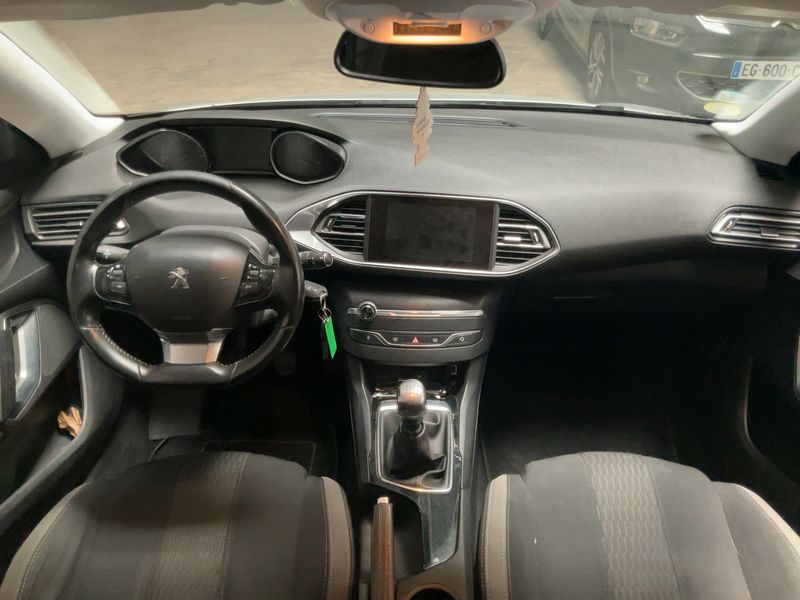 Peugeot 308 1.6 Blue-HDi Style 2015 – снимка 17