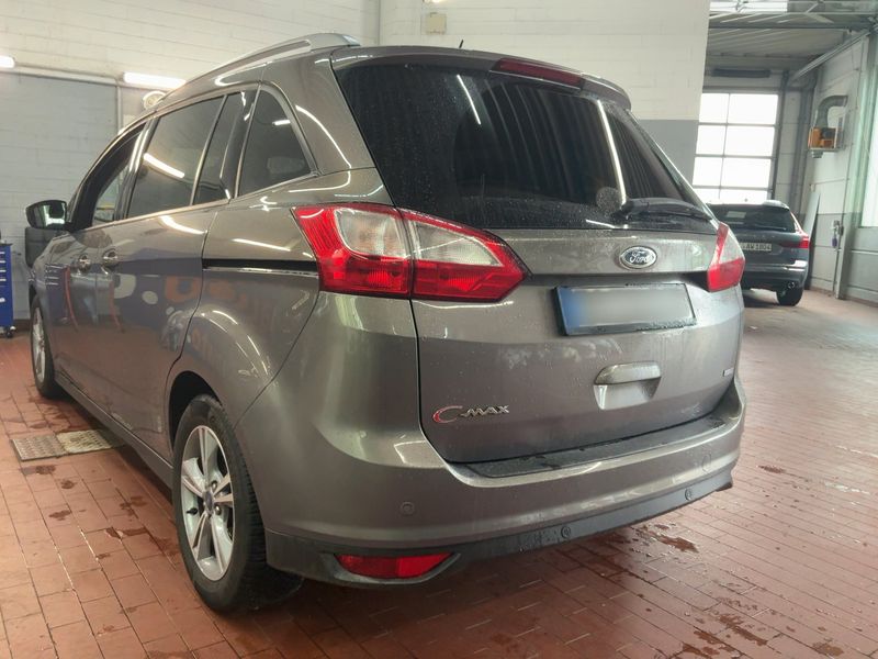 Ford Grand C-Max 1.0 EcoBoost Trend — zdjęcie 3