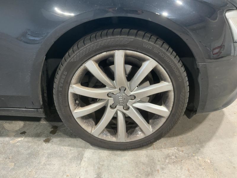 Audi A4 2.0 TDI Advanced 2013 – снимка 11