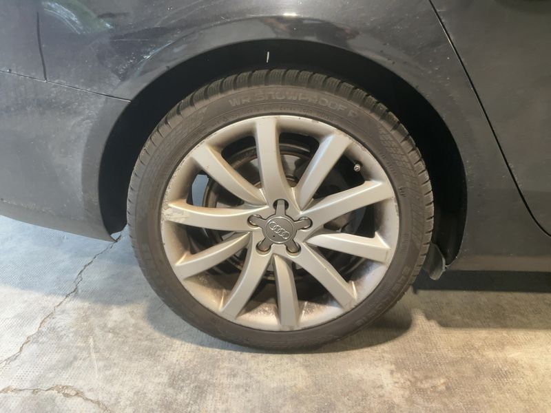 Audi A4 2.0 TDI Advanced 2013 – снимка 9