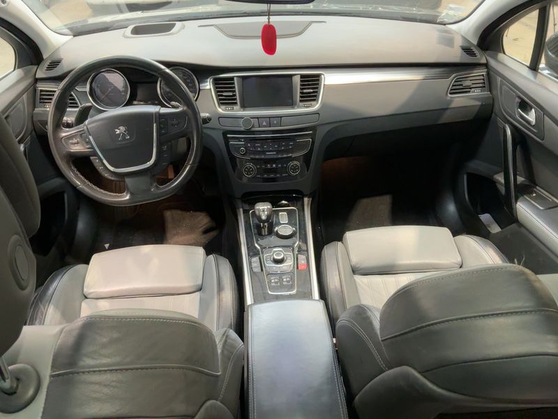 Peugeot 508 2.0 HDi Hybrid4 RXH — zdjęcie 12