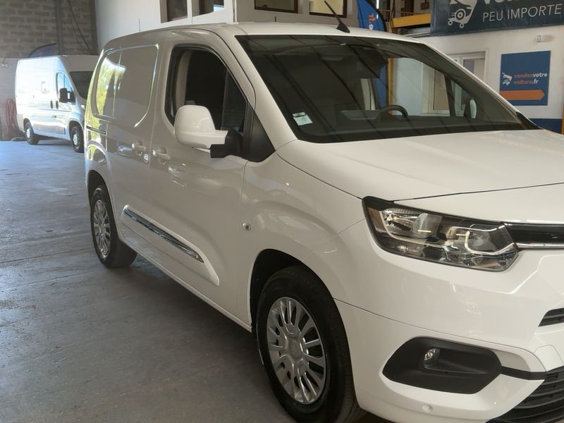 Toyota ProAce City 1.5 D-4D L1 Duty Comfort — zdjęcie 8
