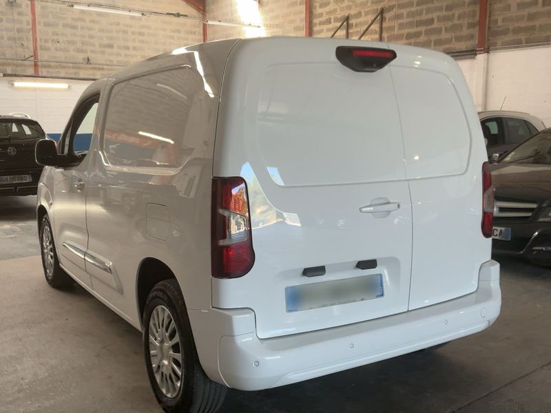 Toyota ProAce City 1.5 D-4D L1 Duty Comfort — zdjęcie 3