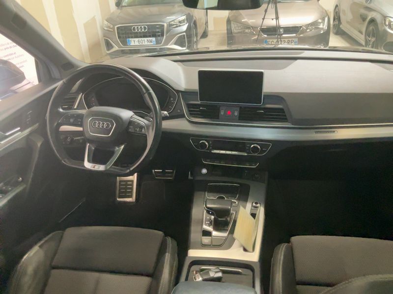 Audi Q5 2.0 TDI quattro S line — zdjęcie 12
