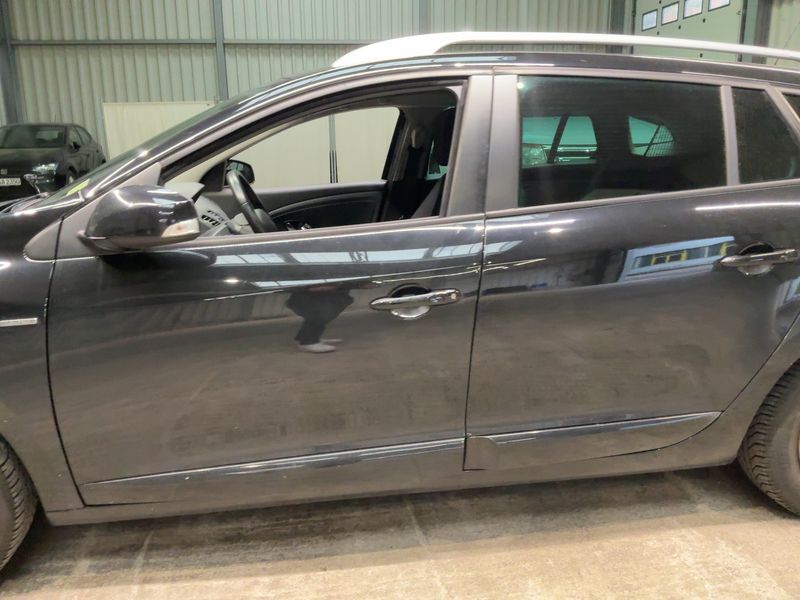 Renault Megane 1.5 dCi Limited — zdjęcie 4