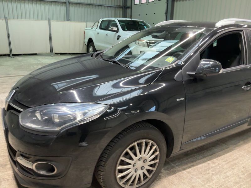 Renault Megane 1.5 dCi Limited — zdjęcie 2