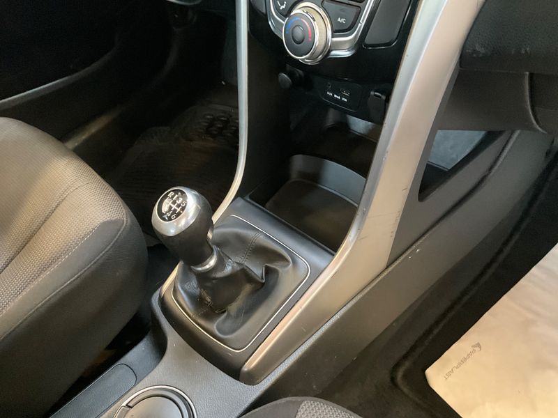 Hyundai i30 1.6 GDI Trend 2014 – снимка 31