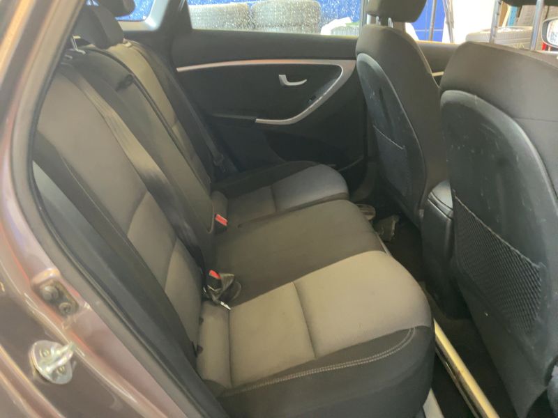 Hyundai i30 1.6 GDI Trend 2014 – снимка 20