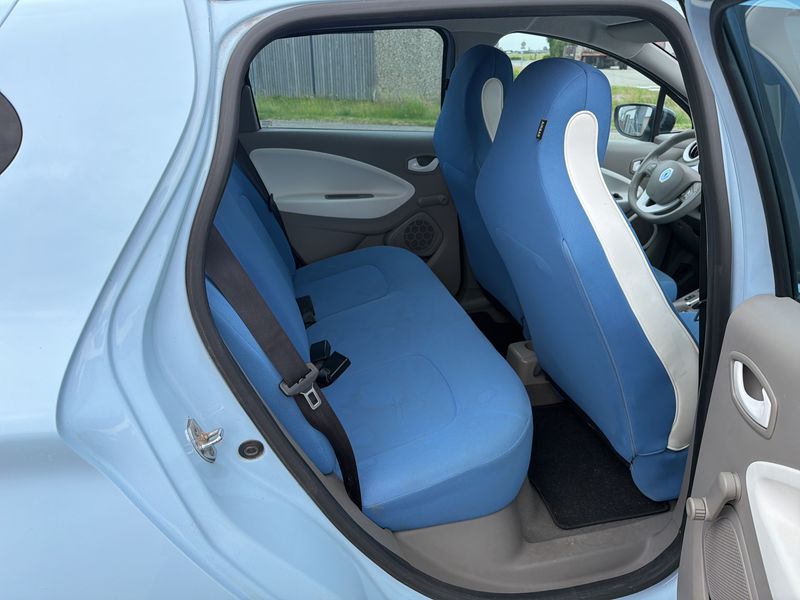 Renault Zoe electric drive 43 kW Life — zdjęcie 14