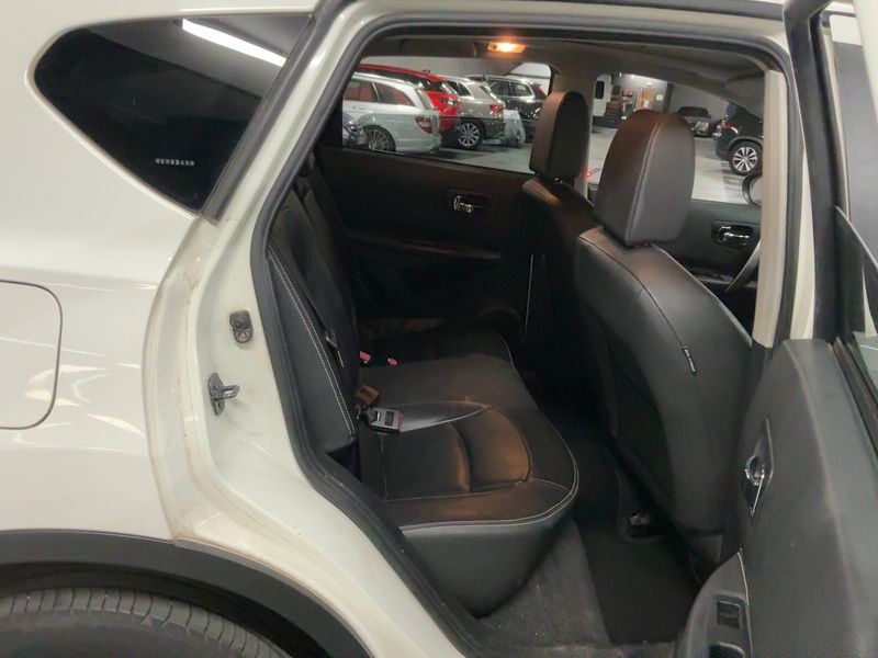 Nissan Qashqai 1.5 Turbodiesel Tekna — zdjęcie 14