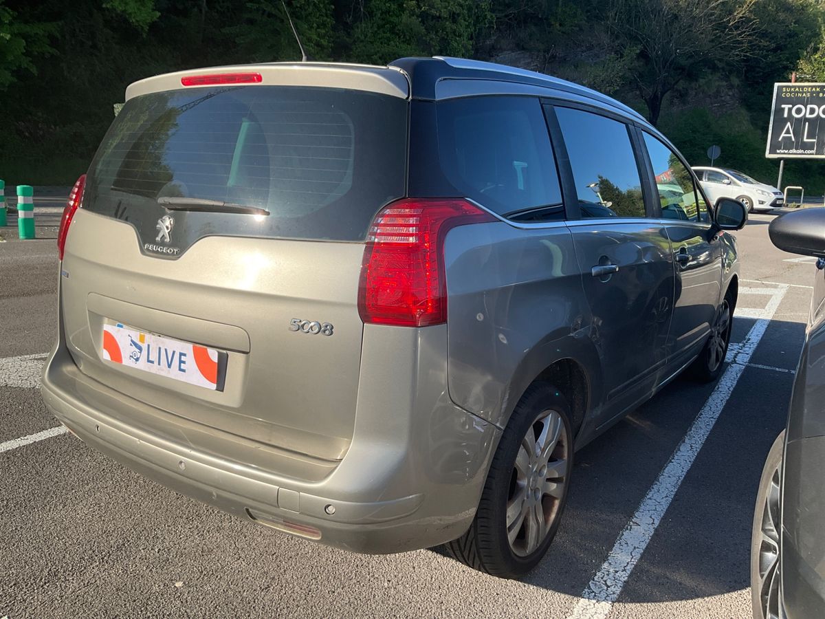 Peugeot 5008 d'occasion