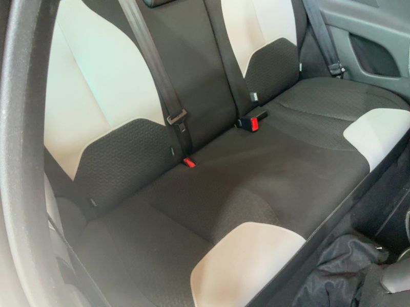 Citroen DS3 Cabrio 1.2 VTi Chic — zdjęcie 14