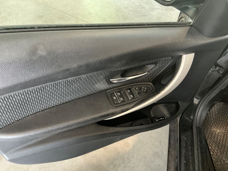 BMW 3er 316d Advantage 2018 – снимка 28