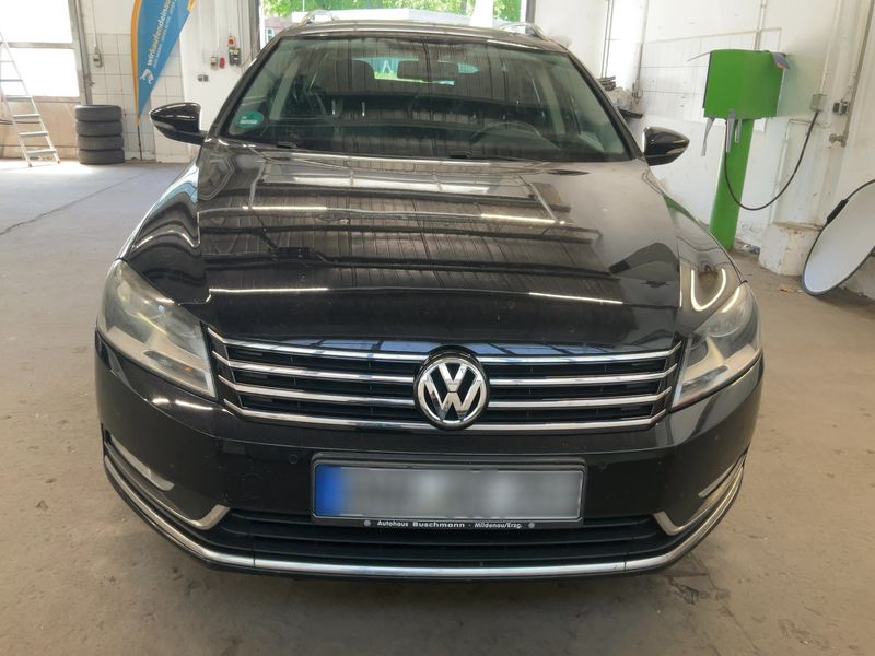 Volkswagen Passat 2.0 TDI Comfortline 4Motion BlueMotion Tech — zdjęcie 9