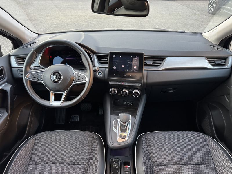 Renault Captur 1.6 Hybrid E-Tech Intens — zdjęcie 11