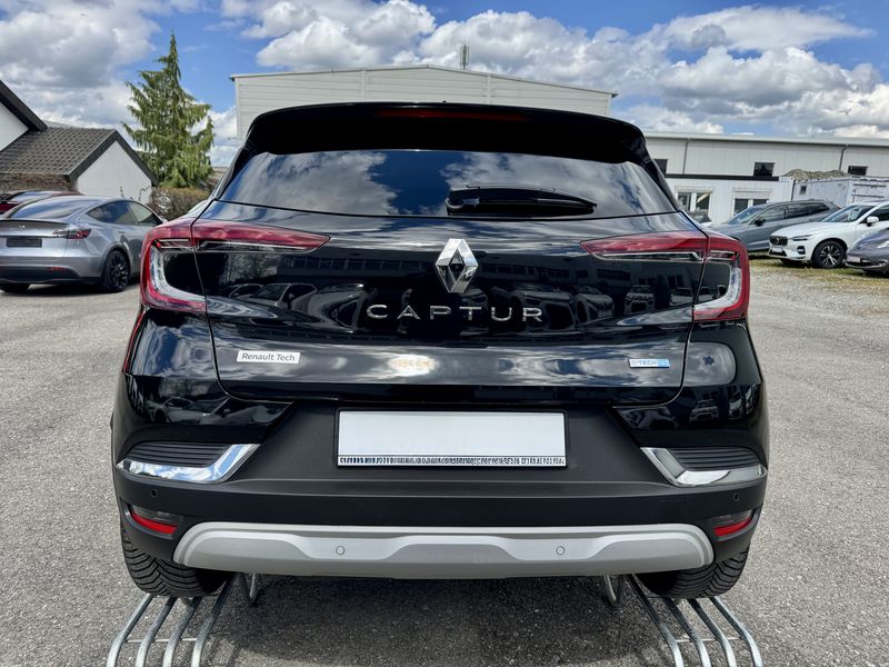 Renault Captur 1.6 Hybrid E-Tech Intens — zdjęcie 4