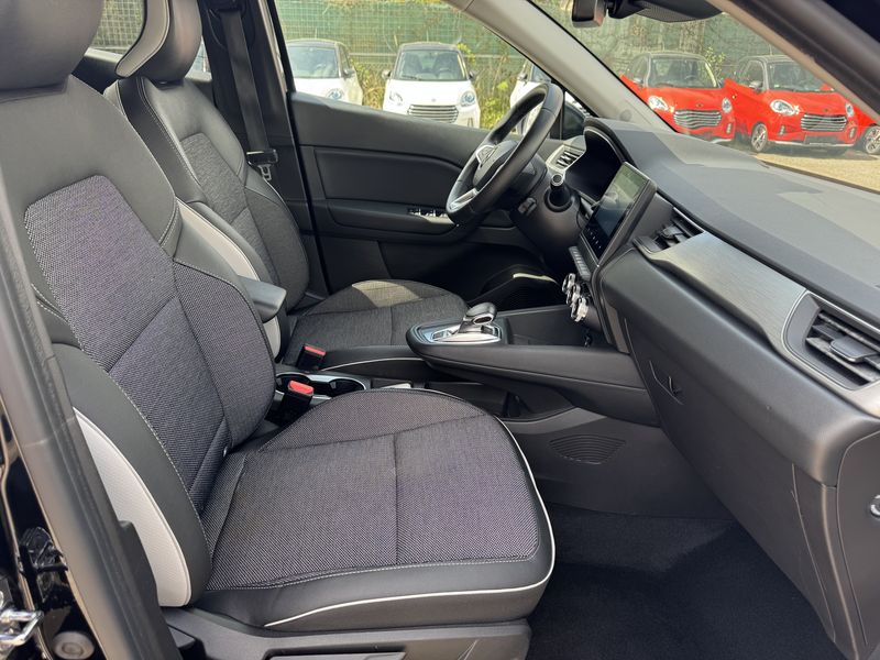 Renault Captur 1.6 Hybrid E-Tech Intens — zdjęcie 20