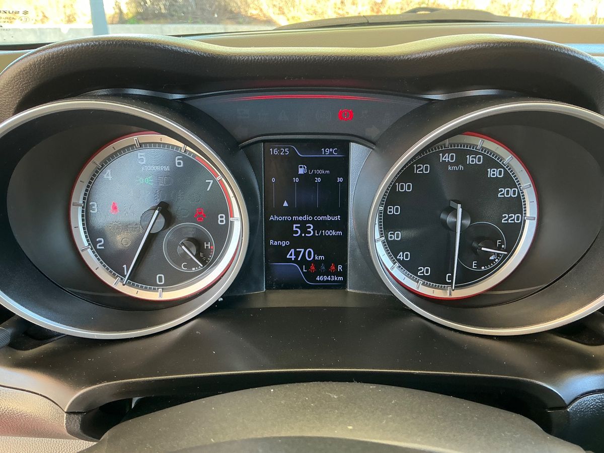 Suzuki Swift 2022 — photo 19