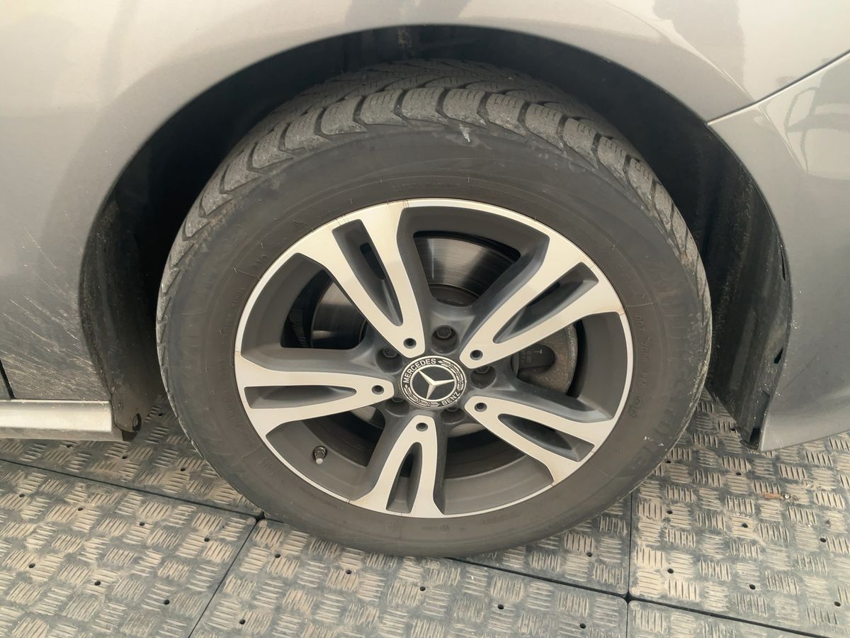 Mercedes-Benz B-Klasse 2018 — photo 12