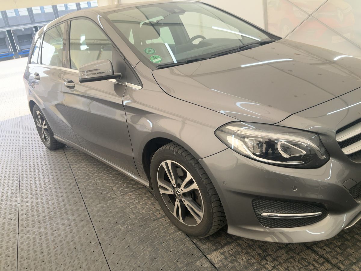 Mercedes-Benz B-Klasse 2018 — photo 13