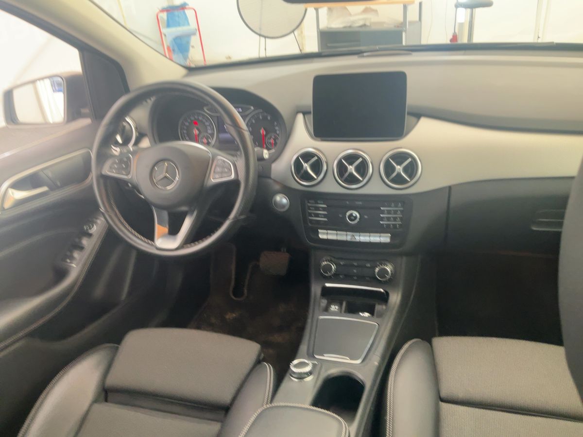 Mercedes-Benz B-Klasse 2018 — photo 19