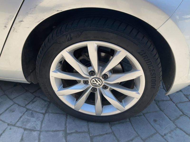 Volkswagen Golf VII 1.6 TDI Highline BlueMotion Tech 2013 – снимка 5