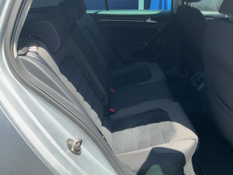 Volkswagen Golf VII 1.6 TDI Highline BlueMotion Tech 2013 – снимка 19