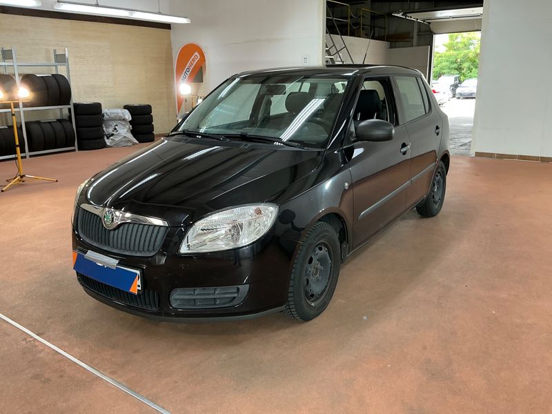Skoda Fabia 1.2 Classic 2009 – снимка 1