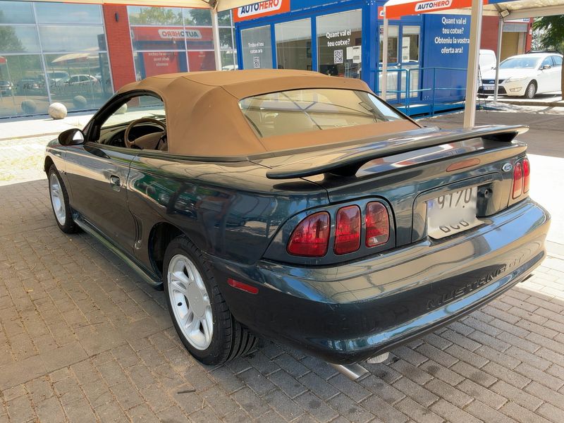 Ford Mustang 5.0 Ti-VCT V8 GT Convertible — zdjęcie 3