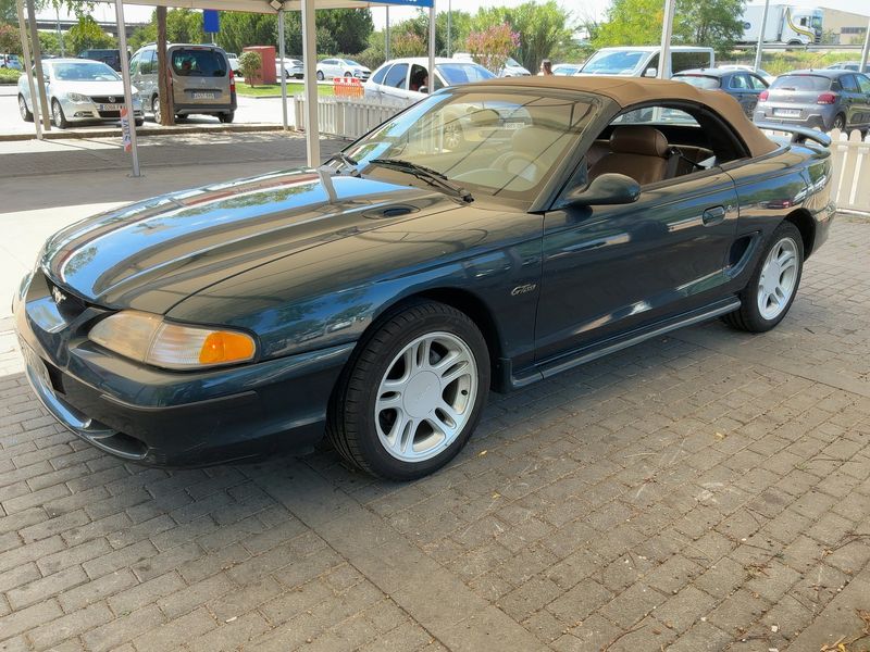 Ford Mustang 5.0 Ti-VCT V8 GT Convertible — zdjęcie 2