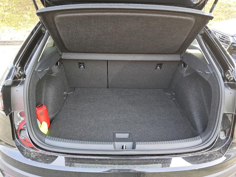 Volkswagen Taigo 1.0 TSI Life — zdjęcie 19