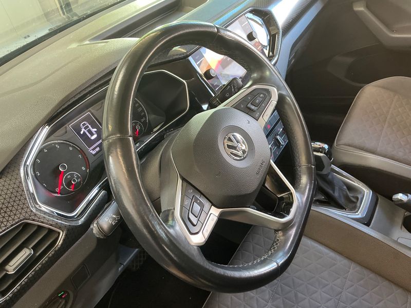 Volkswagen T-Cross 1.0 TSI Style 2020 – снимка 23