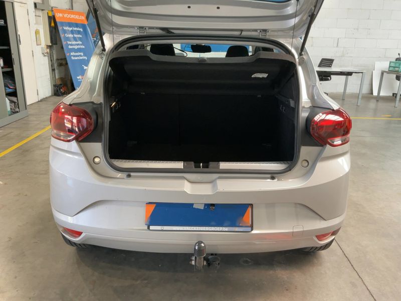 Dacia Sandero 1.0 TCe LPG Comfort — zdjęcie 10