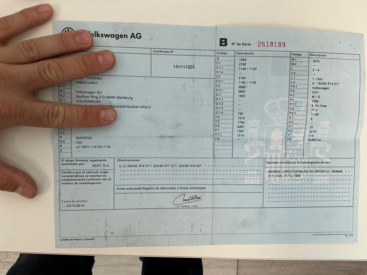 Volkswagen Touran 1.6 TDI Business BlueMotion