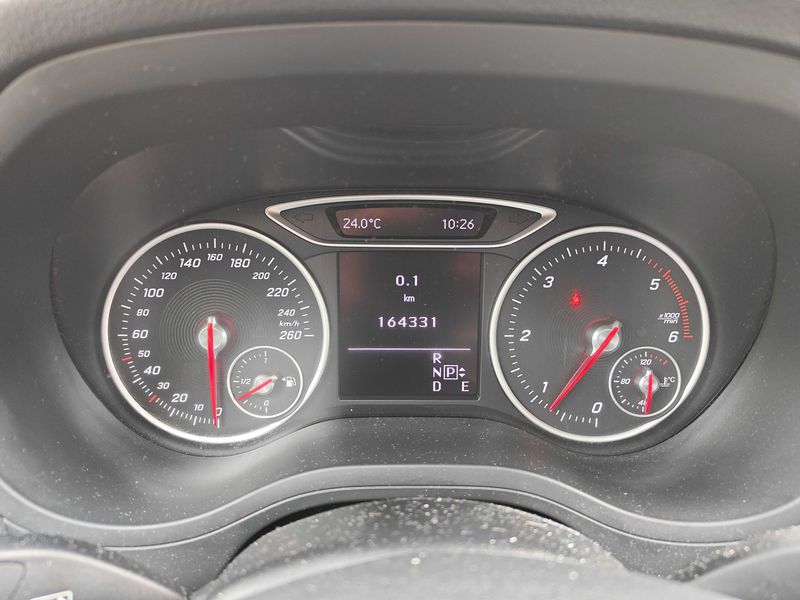 Mercedes-Benz B-Klasse B 200 CDI Standard — zdjęcie 12