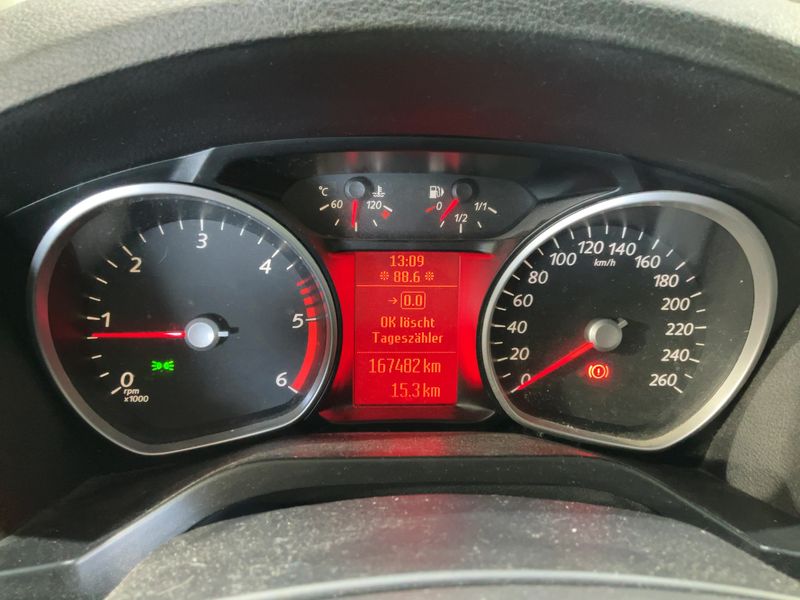 Ford Galaxy 2.0 TDCi Trend — zdjęcie 13