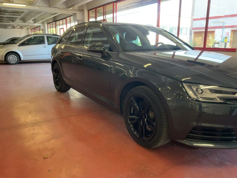 Audi A4 35 TDI — zdjęcie 8