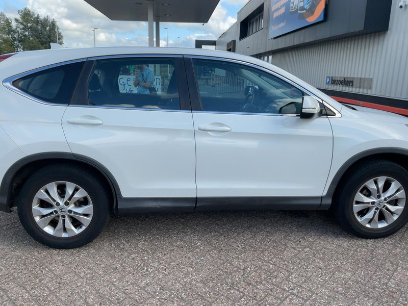 Honda CR-V 2.0 i-VTEC Comfort 2WD — zdjęcie 7