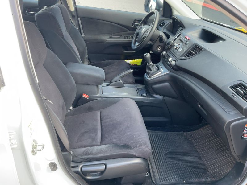 Honda CR-V 2.0 i-VTEC Comfort 2WD — zdjęcie 11