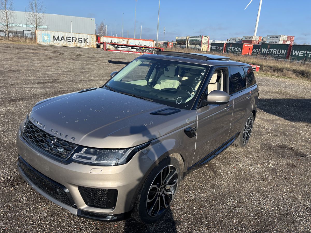 Land Rover 2021 — photo 1