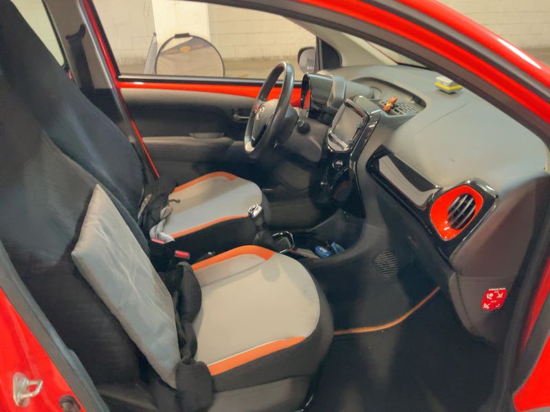 Toyota Aygo 1.0 X-Cite — zdjęcie 11