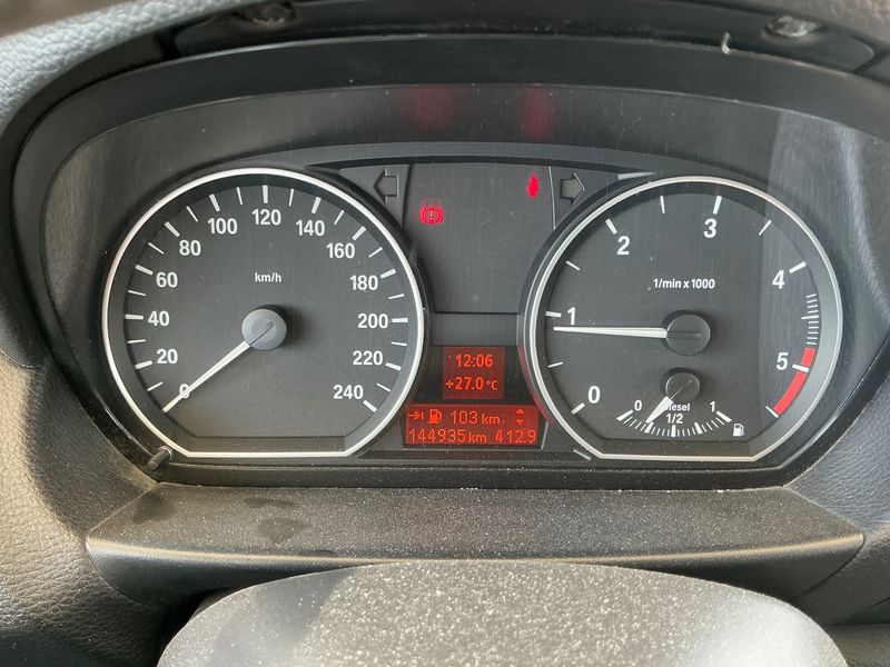 BMW 1er 118d — zdjęcie 13