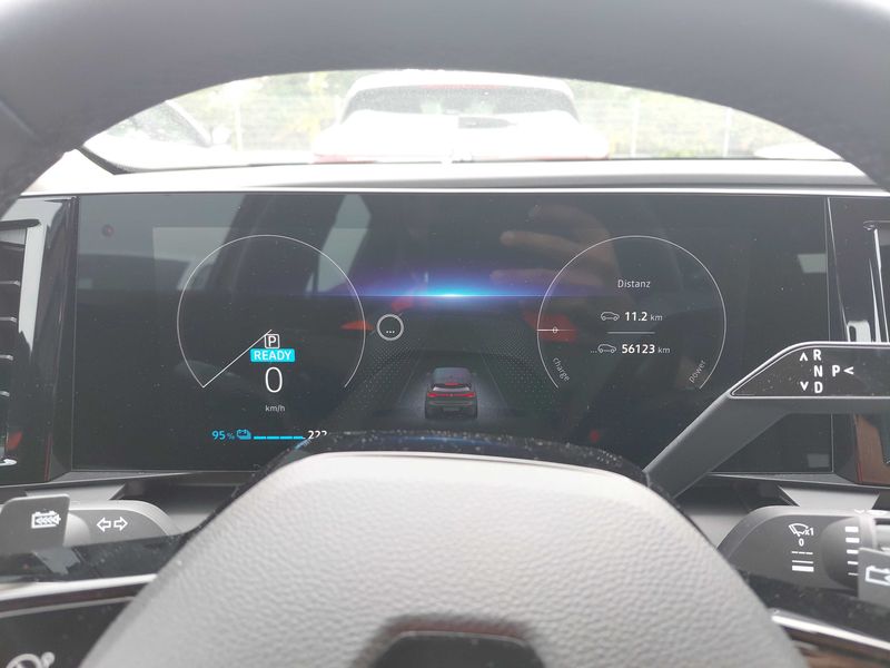 Renault Megane E-Tech electric drive 96 kW Equilibre — zdjęcie 12