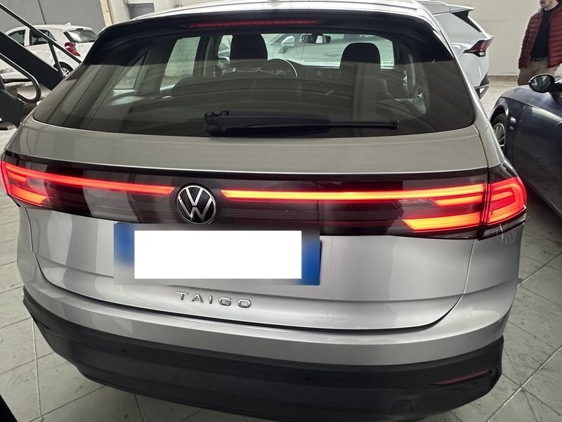Volkswagen Taigo 1.0 TSI Life — zdjęcie 4