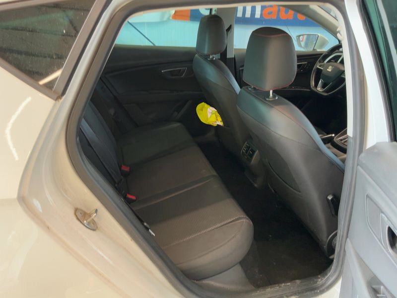 Seat Leon 2.0 TDI FR 2015 – снимка 19